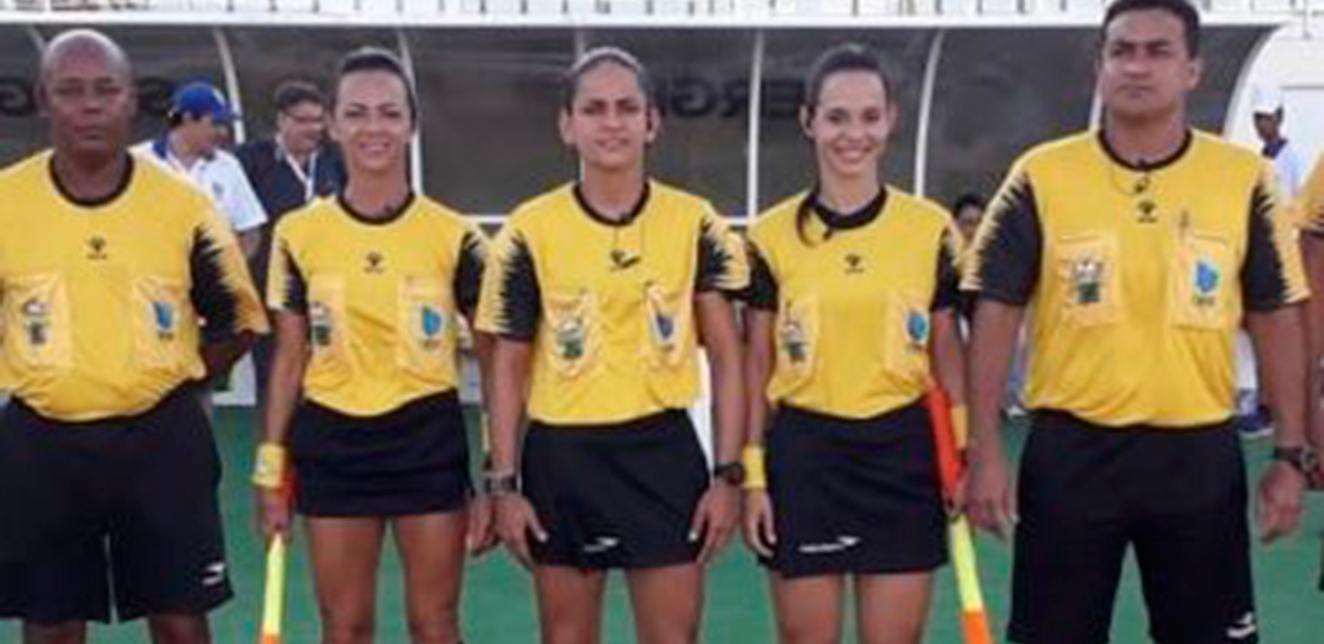 Um trio feminino na final do Brasileiro Escolar de Futebol
